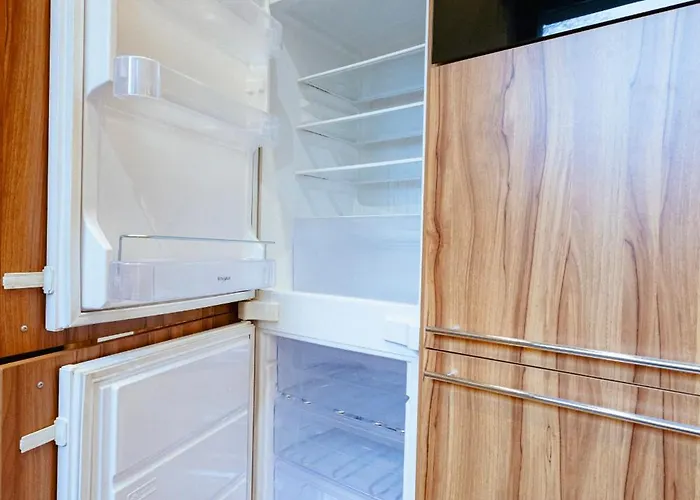 Apartment Hoza 55 - Piekny Cichy Ogrodek - Bezplatny Podziemny Parking - Free Parking - Better *