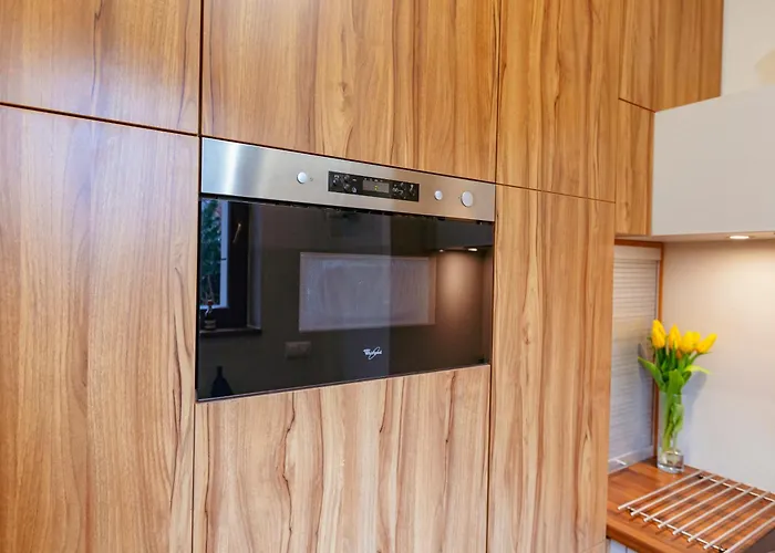 Apartment Hoza 55 - Piekny Cichy Ogrodek - Bezplatny Podziemny Parking - Free Parking - Better *