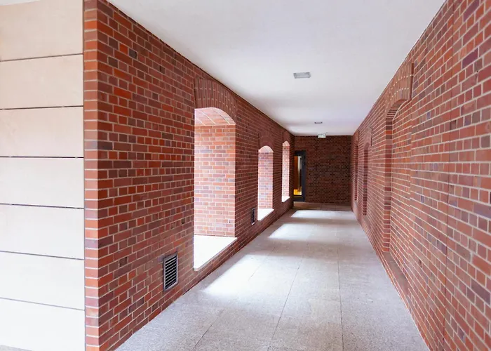 Hoza 55 - Piekny Cichy Ogrodek - Bezplatny Podziemny Parking - Free Parking - Better Apartment