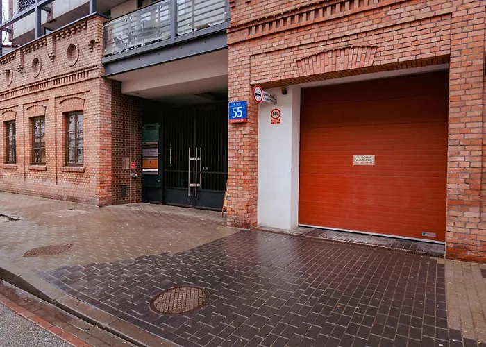 Hoza 55 - Piekny Cichy Ogrodek - Bezplatny Podziemny Parking - Free Parking - Better Apartment *