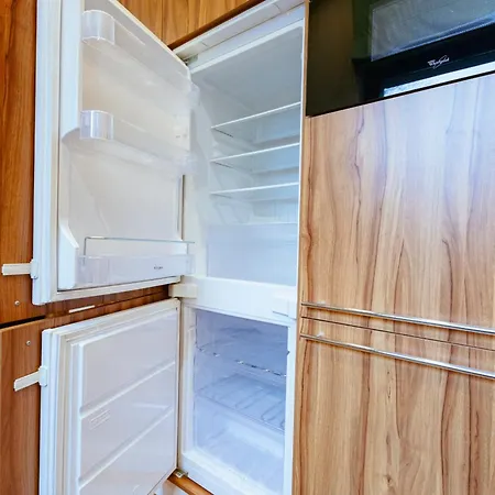 아파트 Hoza 55 - Piekny Cichy Ogrodek - Bezplatny Podziemny Parking - Free Parking - Better *