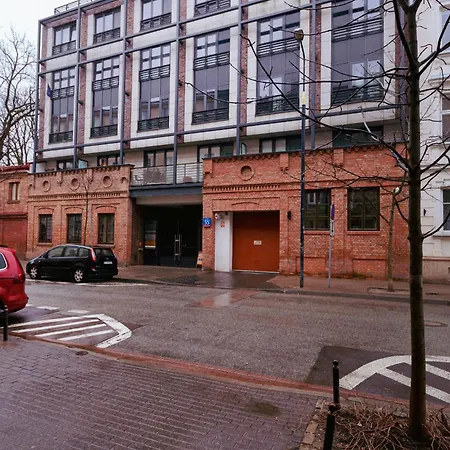 아파트 Hoza 55 - Piekny Cichy Ogrodek - Bezplatny Podziemny Parking - Free Parking - Better *